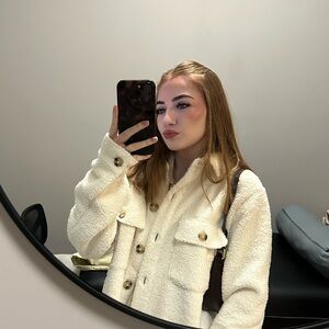 Meet your Posher, Mikayla